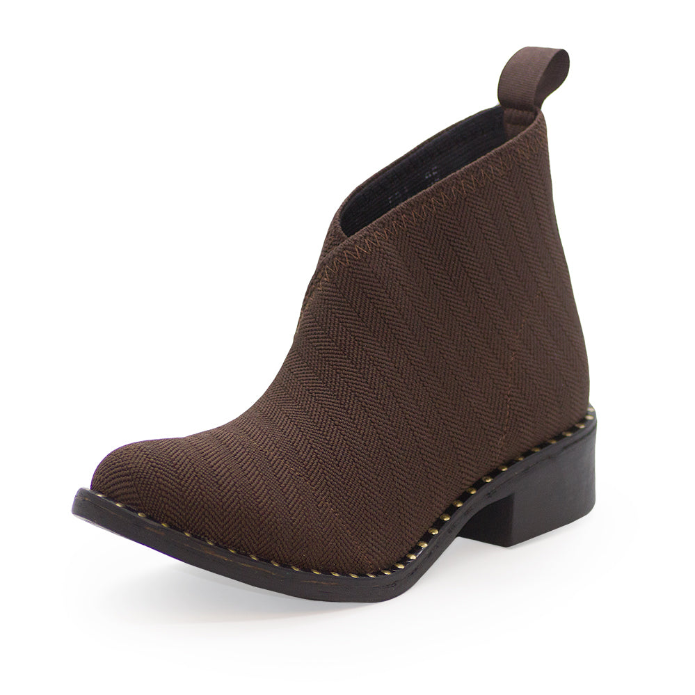 Shoe company women's boots store
