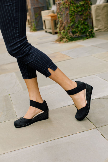 | Black Linen