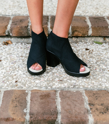 | Black Linen