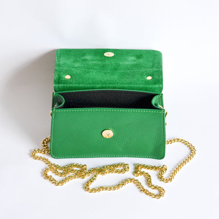 | Kelly Green