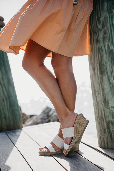| Gilded White