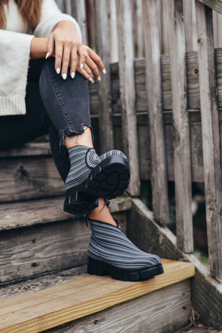 | Gray Stripe