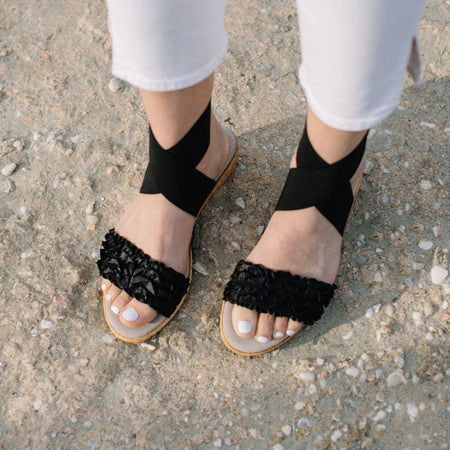 | Onyx Ruffle